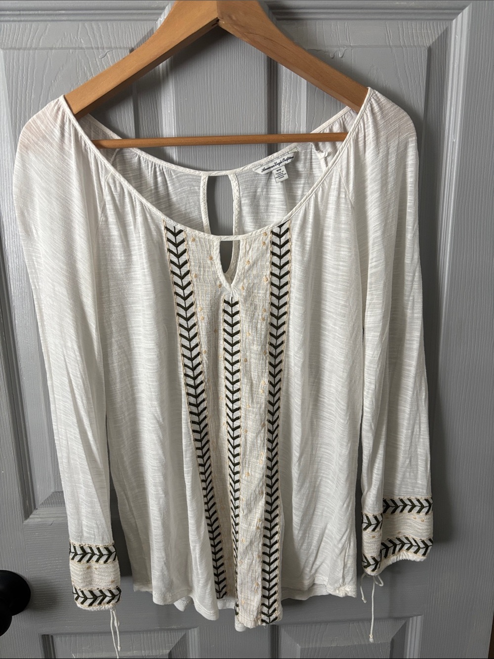 American Eagle Outfitters Embroidered Peasant Top